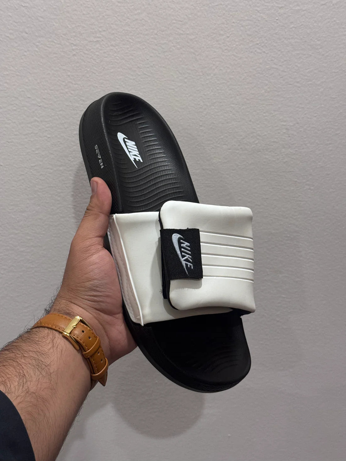 Nikee premium Adjustable Slides – white & Black (8mm foam) with recovery solevvv